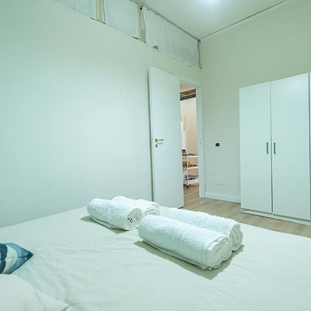 Casa Vacanze Decumano 18 Napoli Bagian luar foto